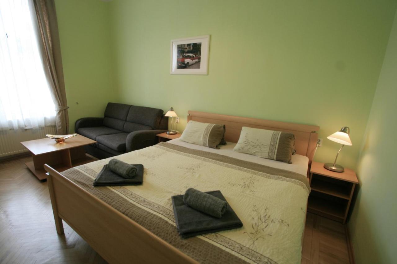 Apartment No. 4B I.P.Pavlova 32 Karlovy Vary Kültér fotó